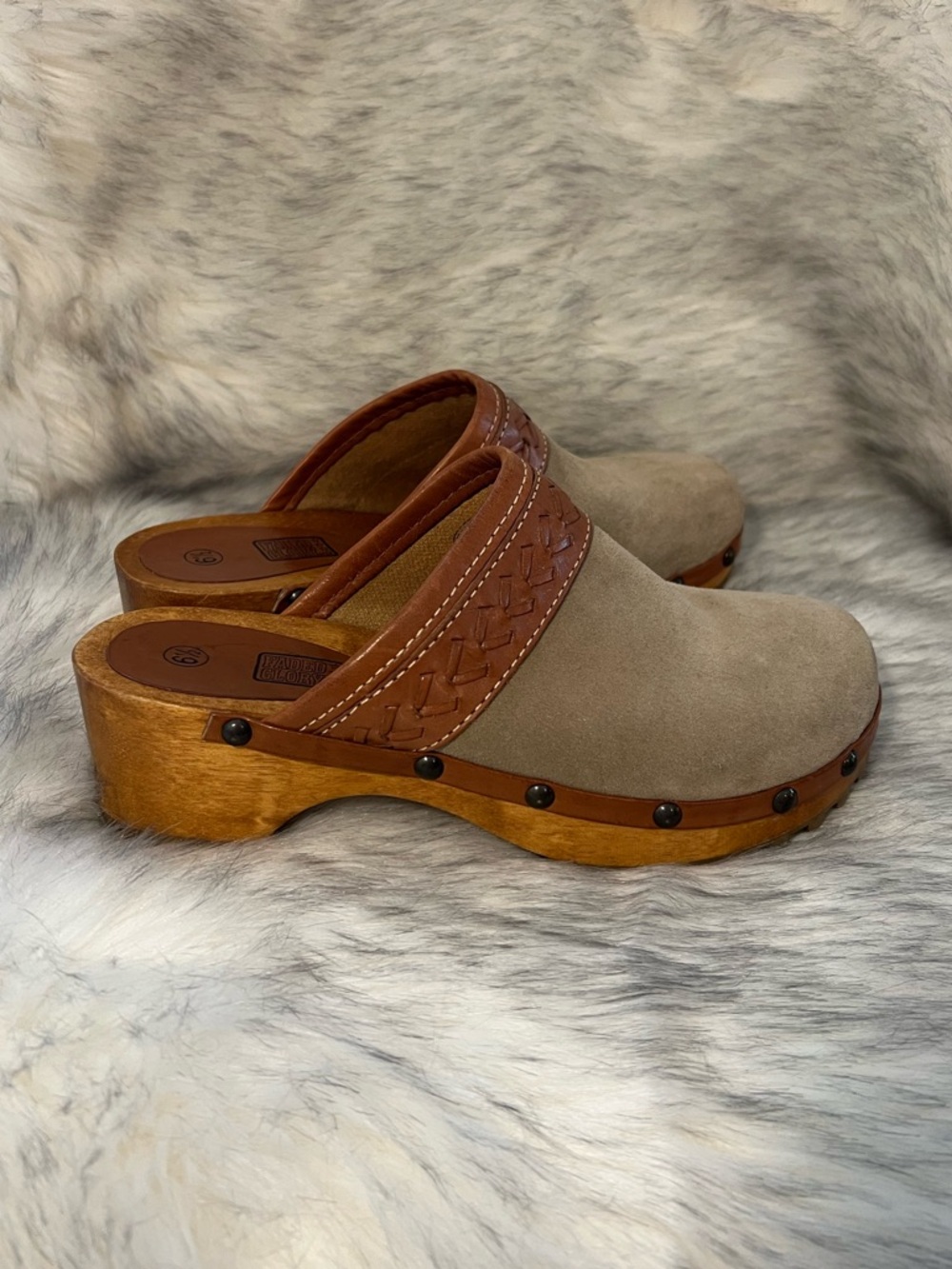Y2K Faded Glory Brown Suede Wooden Slip on Clogs Boho Western Festival Comfort